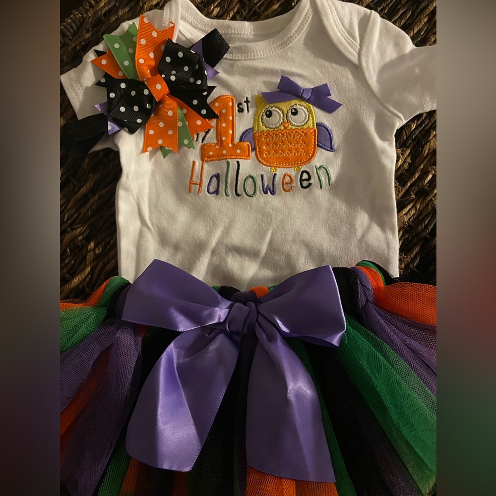 My 1st Halloween outfit 3 months